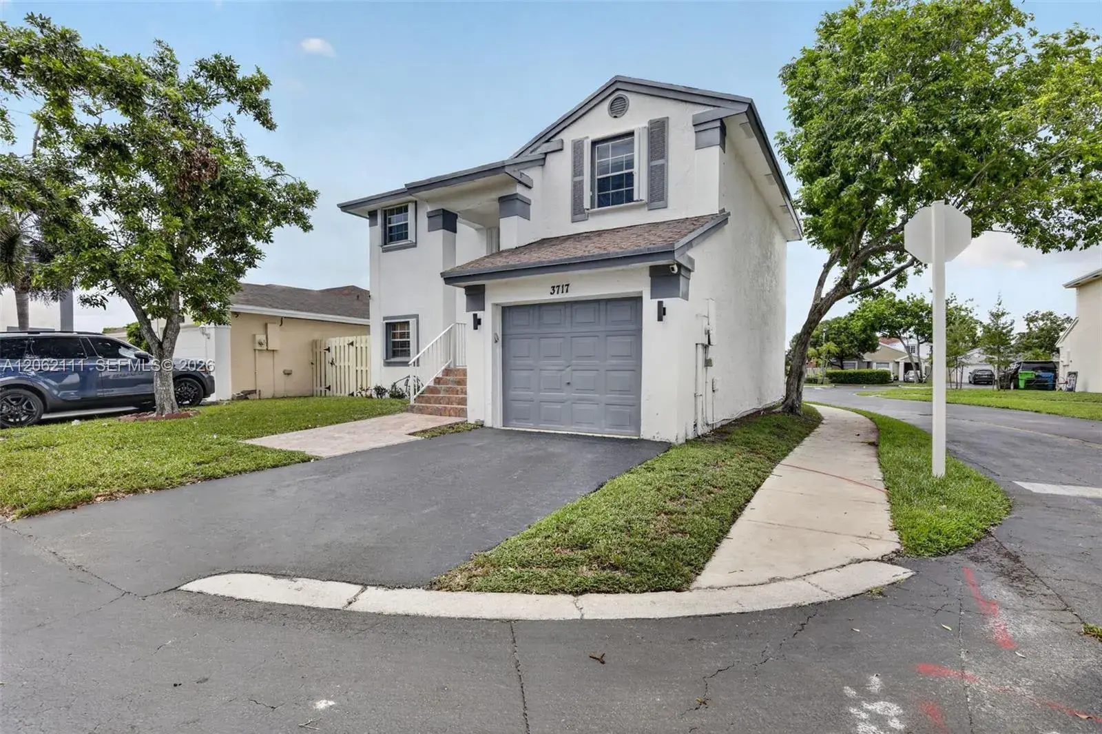 3717 NW 107th Way, Sunrise FL 33351