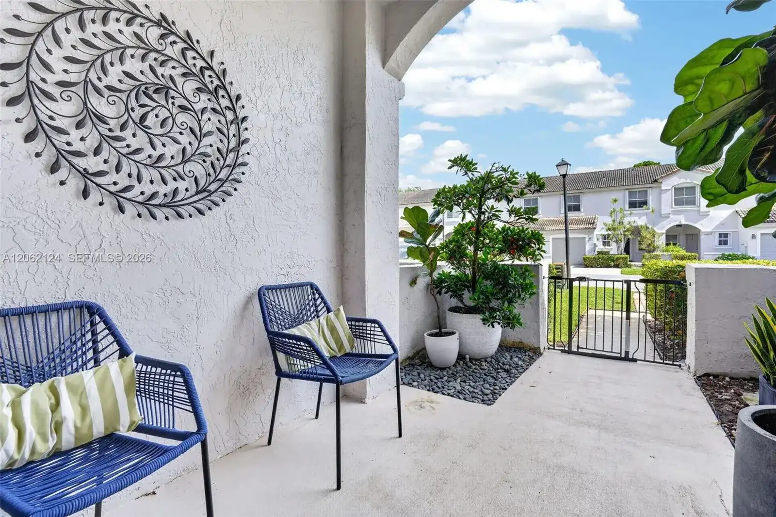 16862 SW 1st St, Pembroke Pines FL 33027 photo 5