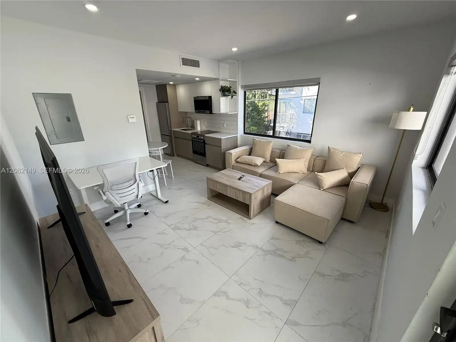 944 Jefferson Ave # 16, Miami Beach FL 33139 photo 2