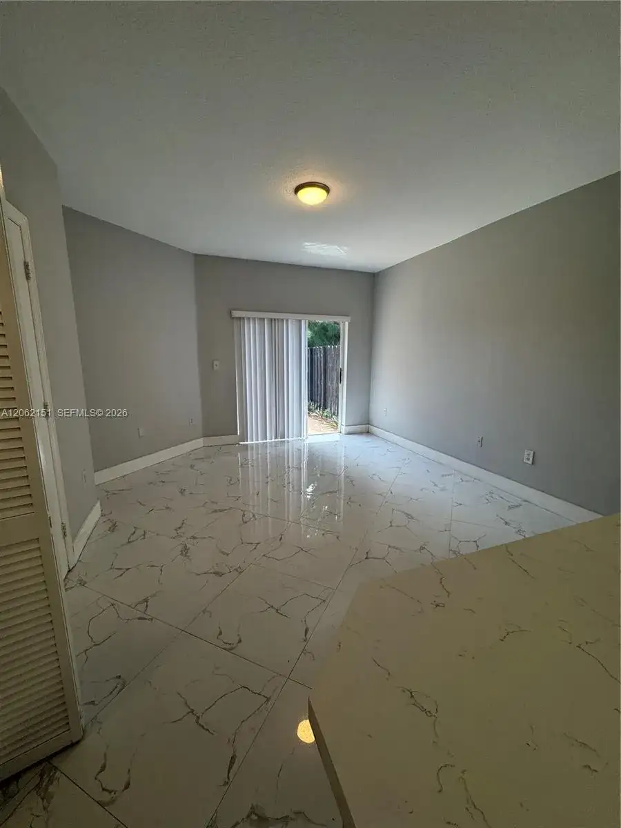 8360 NW 10th St # 9C, Miami FL 33126 photo 3