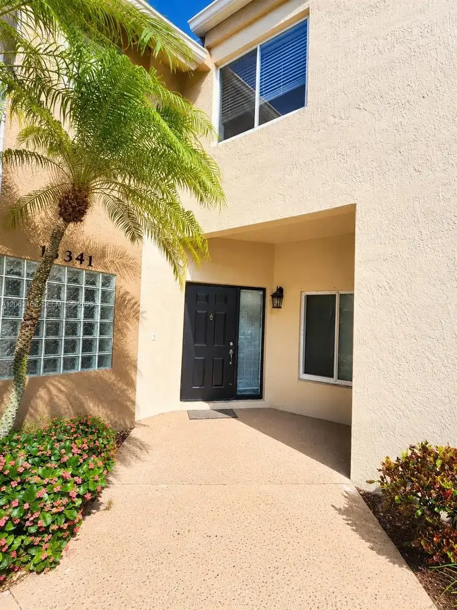 16341 Malibu Dr # 19, Weston FL 33326 photo 2