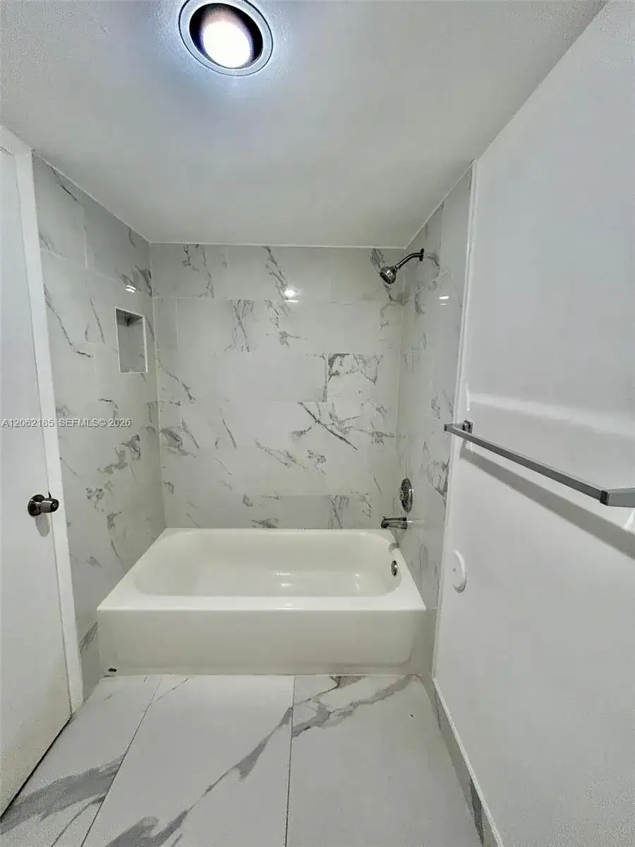 1186 Coral Club Dr # 1186, Coral Springs FL 33071 photo 5