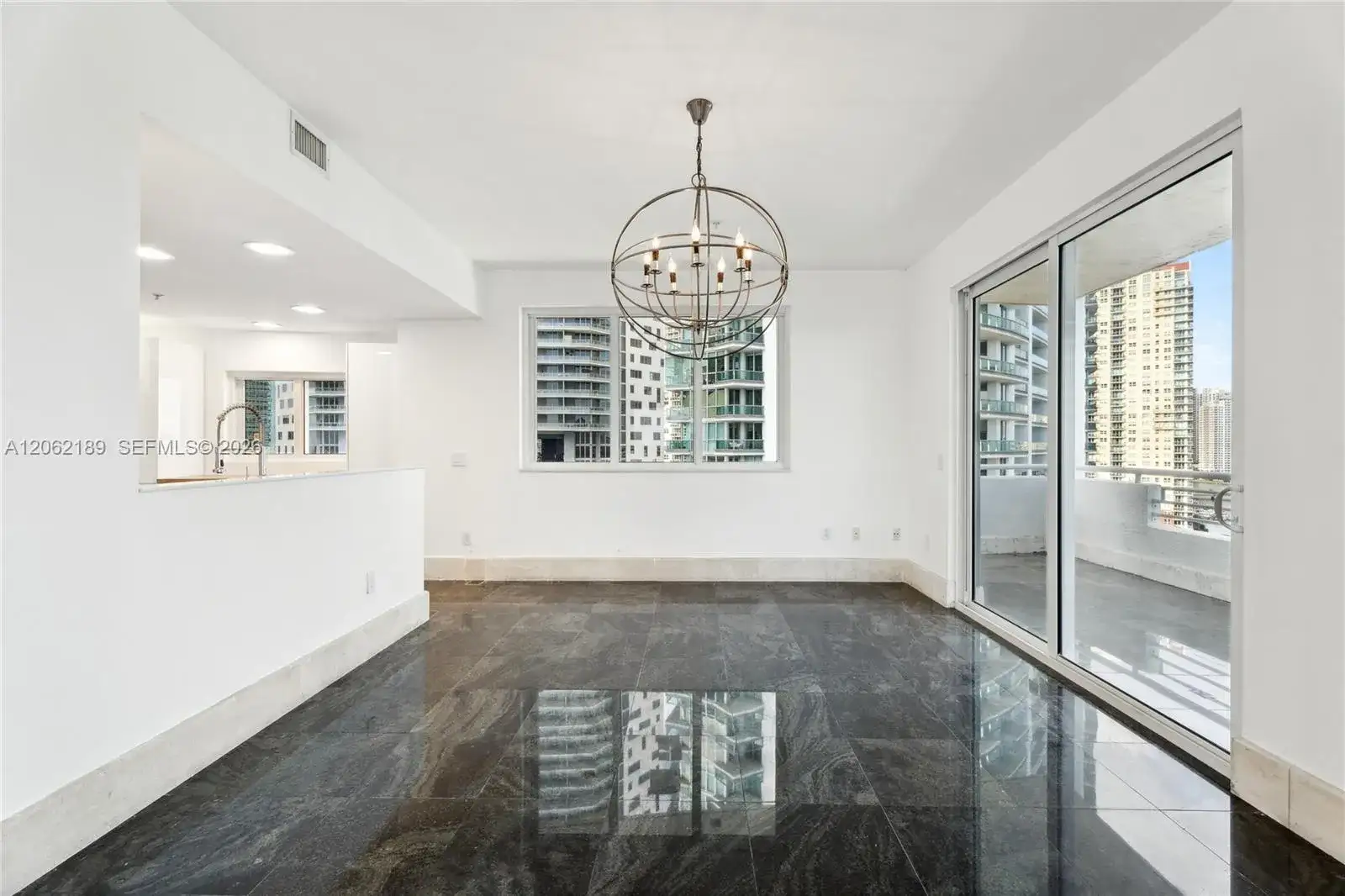 1402 Brickell Bay Dr # 1601, Miami FL 33131 photo 4