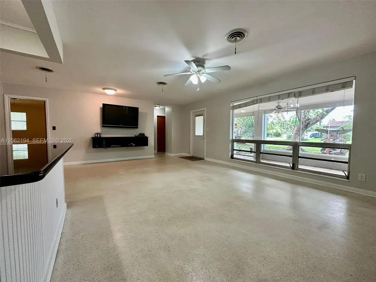 810 NW 8th Ave, Dania Beach FL 33004 photo 5