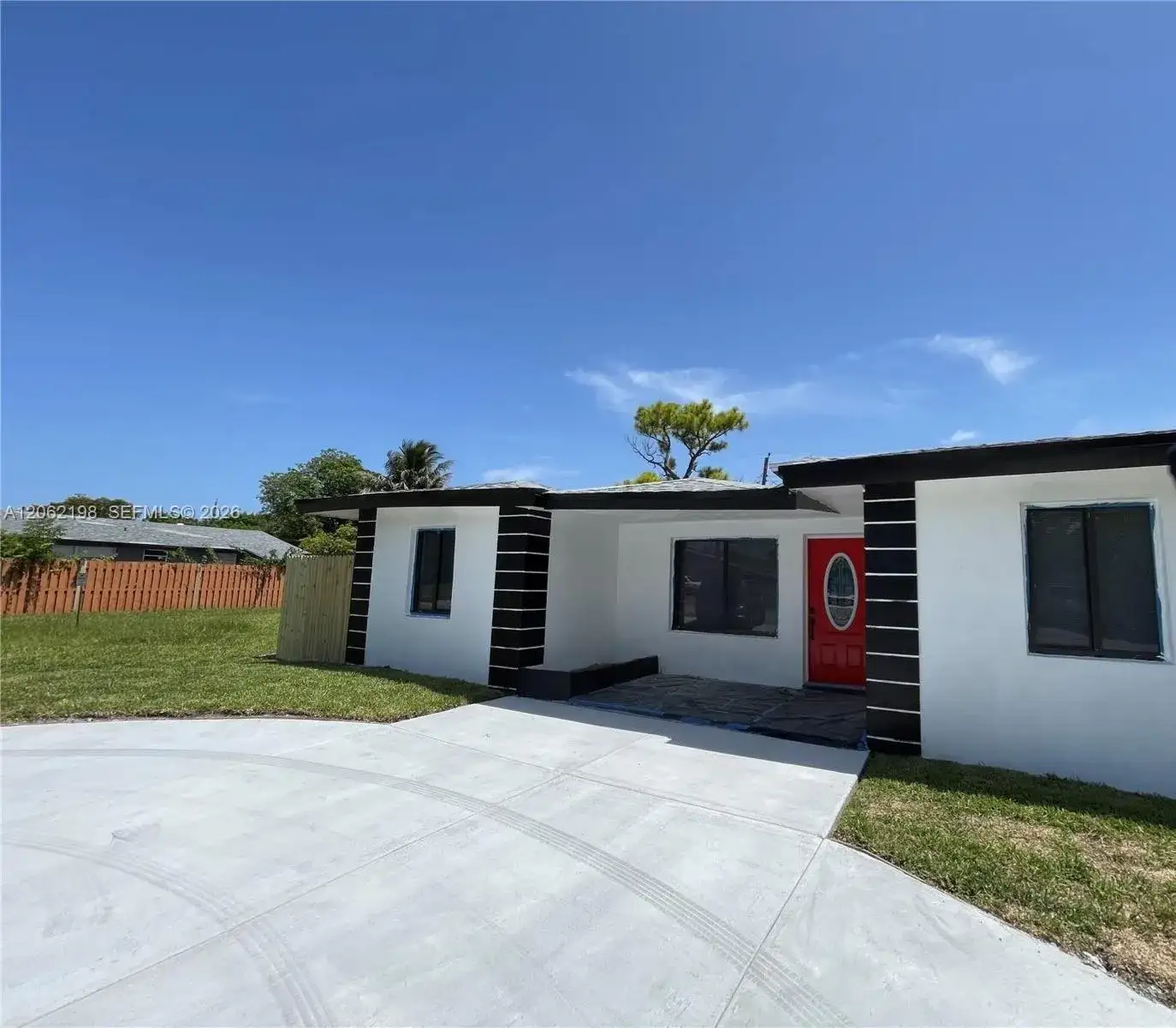 2514 NW 4th St, Pompano Beach FL 33069 photo 2