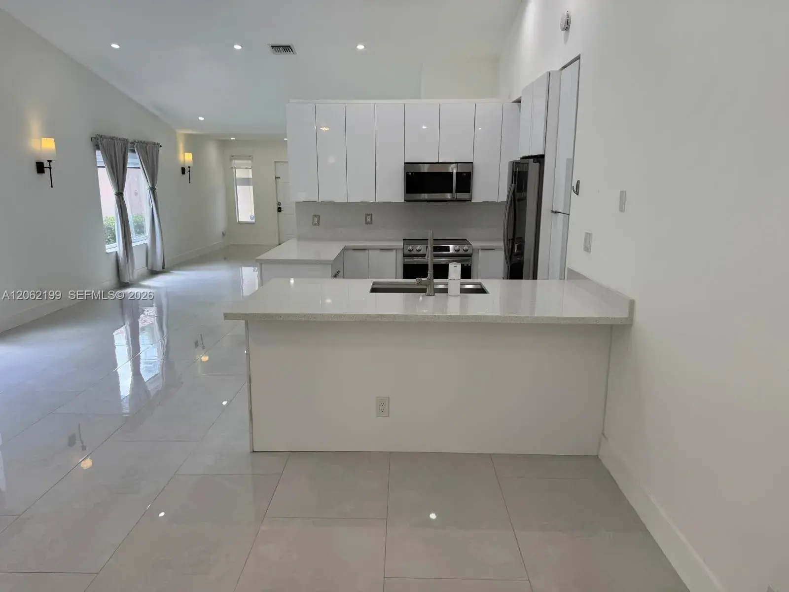 1133 Alexander Bnd, Weston FL 33327