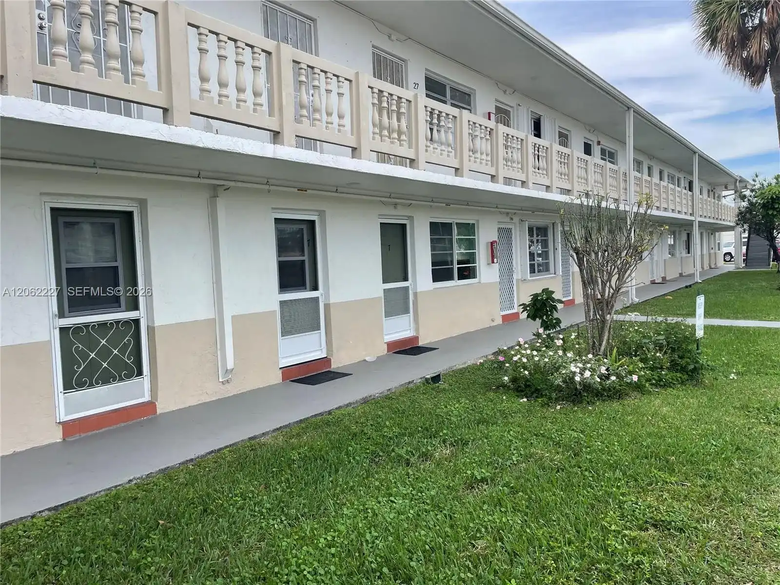 20120 NE 2nd Ave # W28, Miami Gardens FL 33179