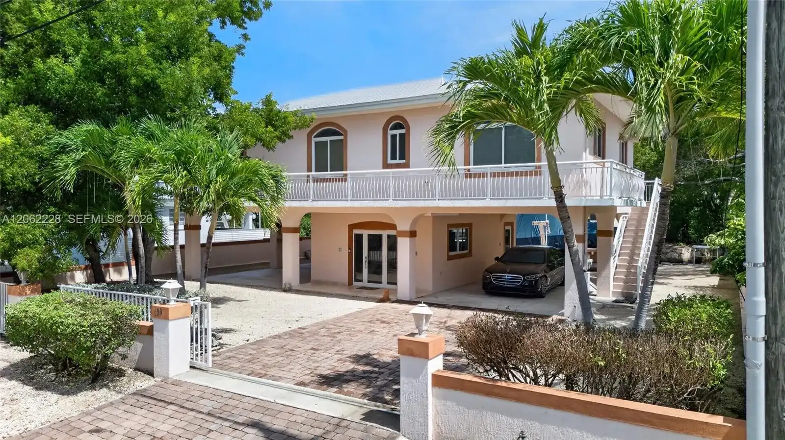 123 Peace Ave, Tavernier FL 33070