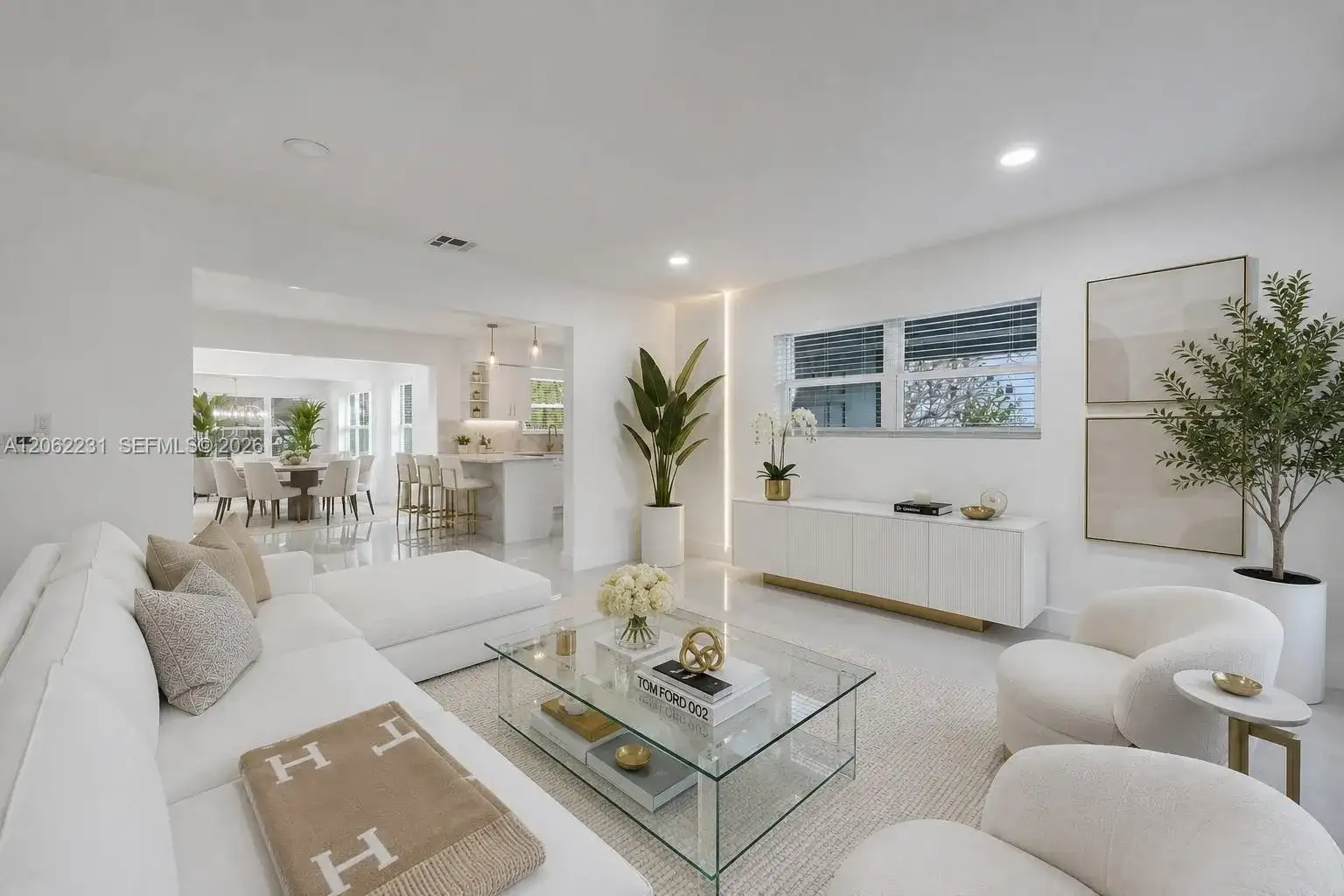 20 NE 29th St, Wilton Manors FL 33334 photo 3