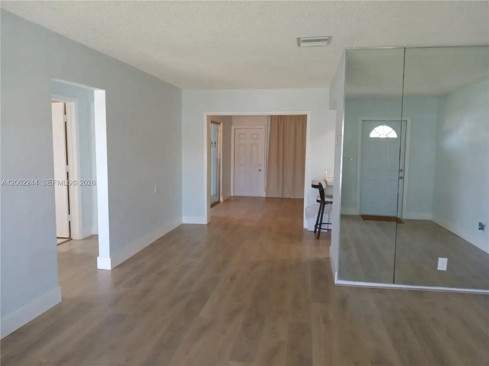 4502 NW 46 St, Tamarac FL 33319 photo 4