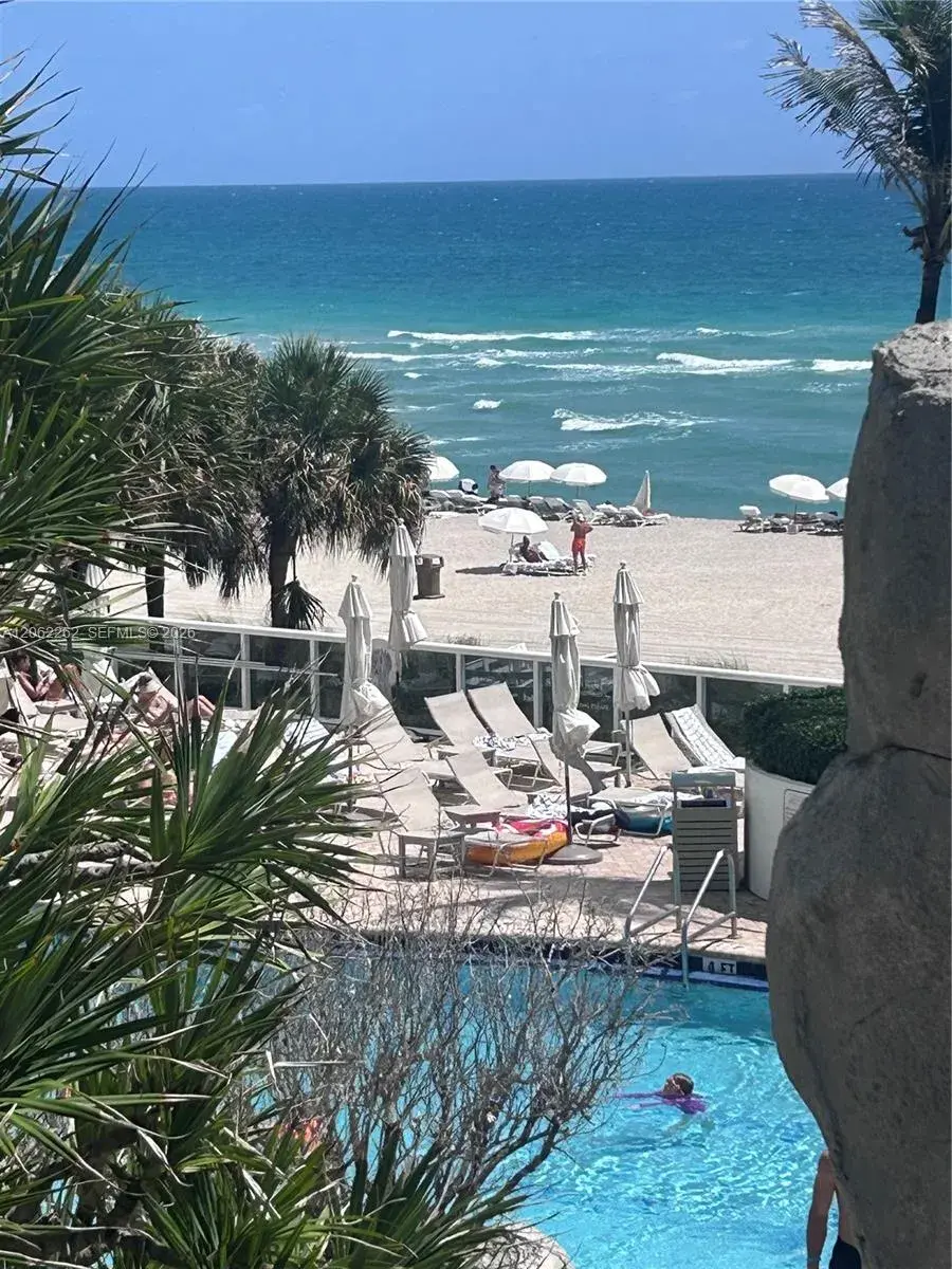 18001 Collins Ave # 2206, Sunny Isles Beach FL 33160