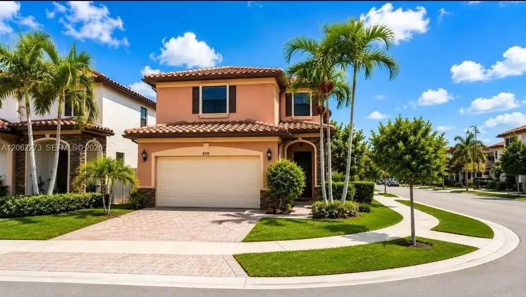 8890 W 33rd Ave, Hialeah FL 33018 photo 3