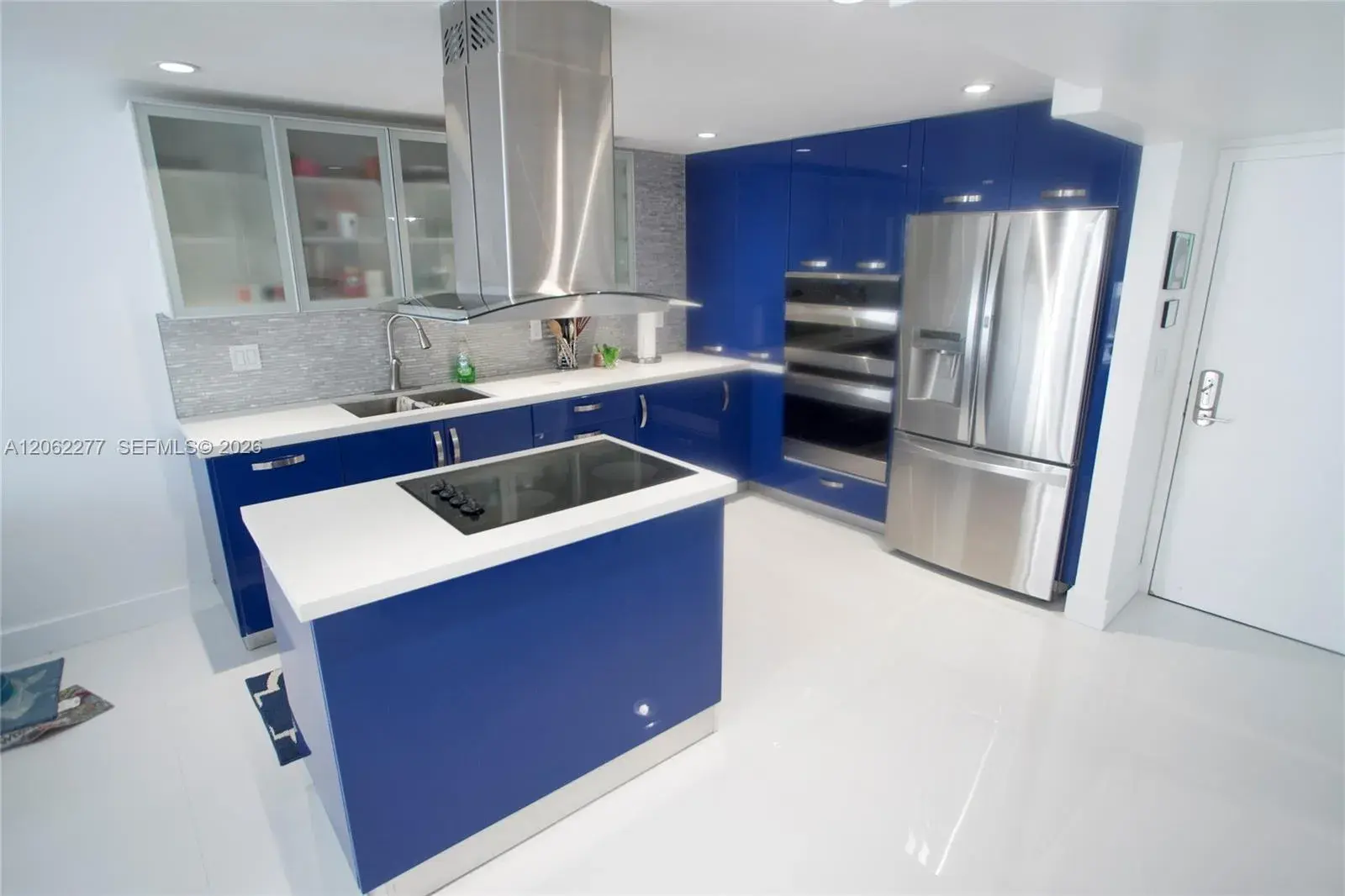 600 NE 36th St # 1507, Miami FL 33137 photo 3