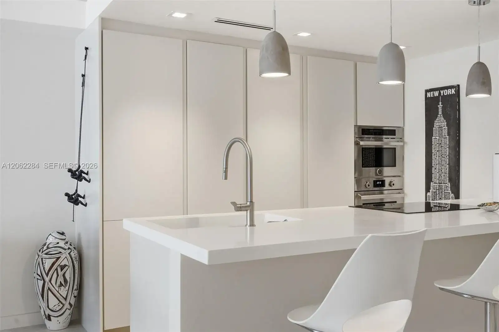 5600 Collins Ave # 5A, Miami Beach FL 33140 photo 2