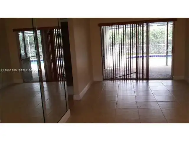 8430 NW 25th Ct, Sunrise FL 33322 photo 4