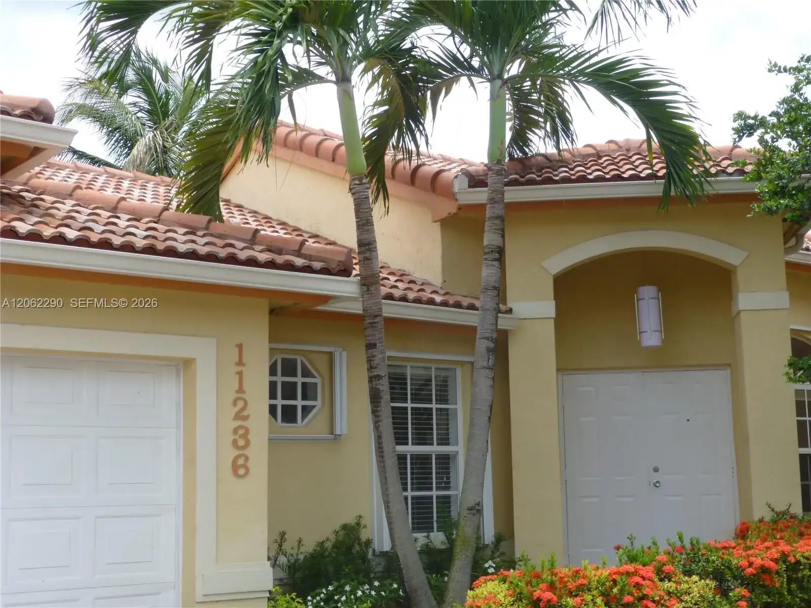 11236 NW 58th Ter, Doral FL 33178 photo 2