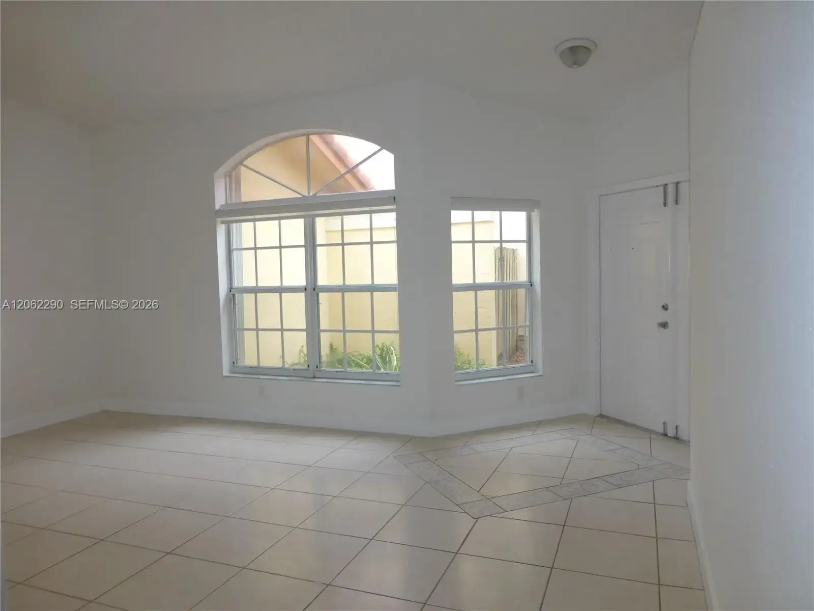 11236 NW 58th Ter, Doral FL 33178 photo 4