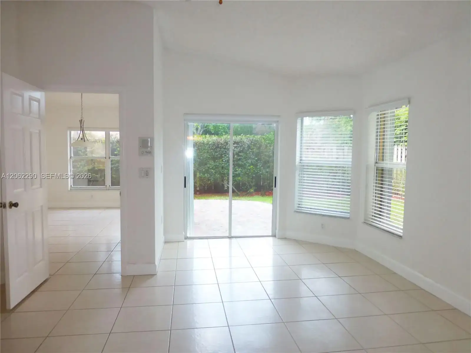 11236 NW 58th Ter, Doral FL 33178 photo 5