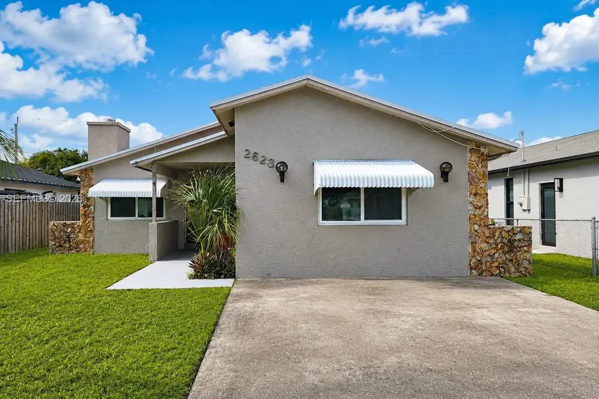 2623 Harding St, Hollywood FL 33020