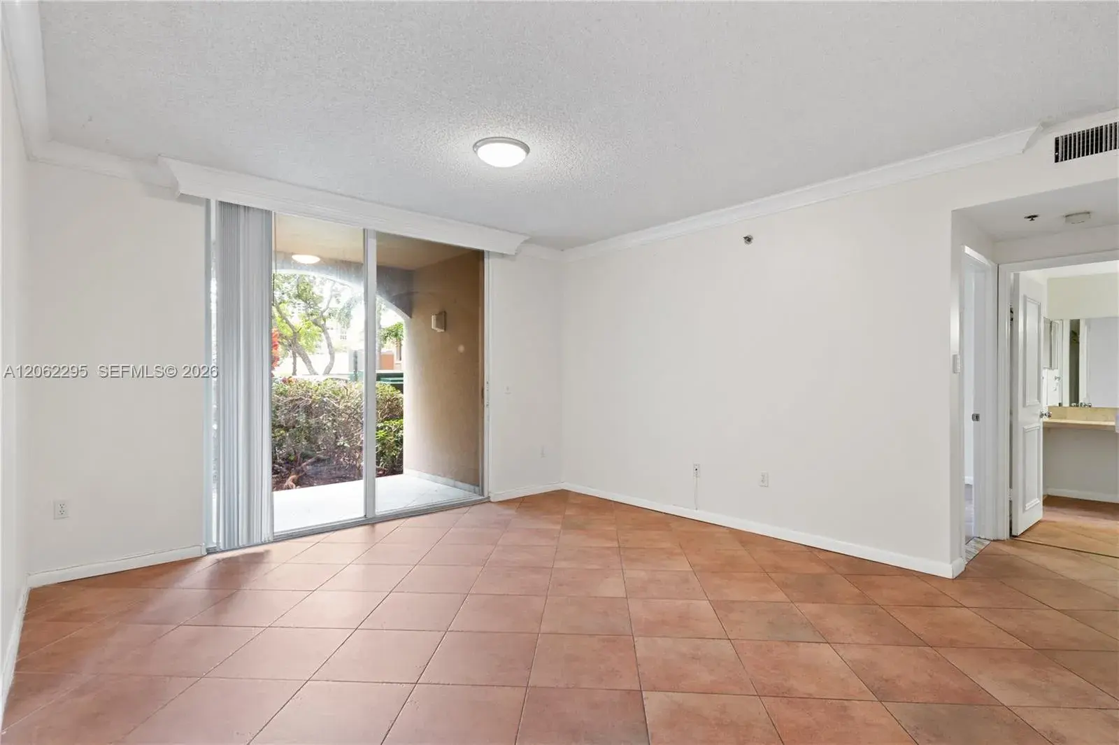 19701 E Country Club Dr # 5105, Aventura FL 33180