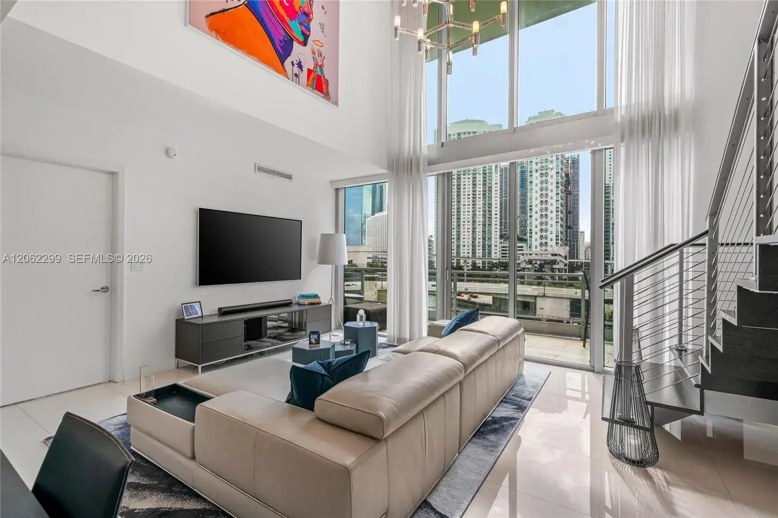 92 SW 3rd St # 708, Miami FL 33130 photo 3