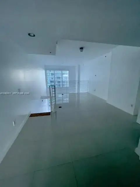 60 SW 13th St # 3410, Miami FL 33130 photo 5