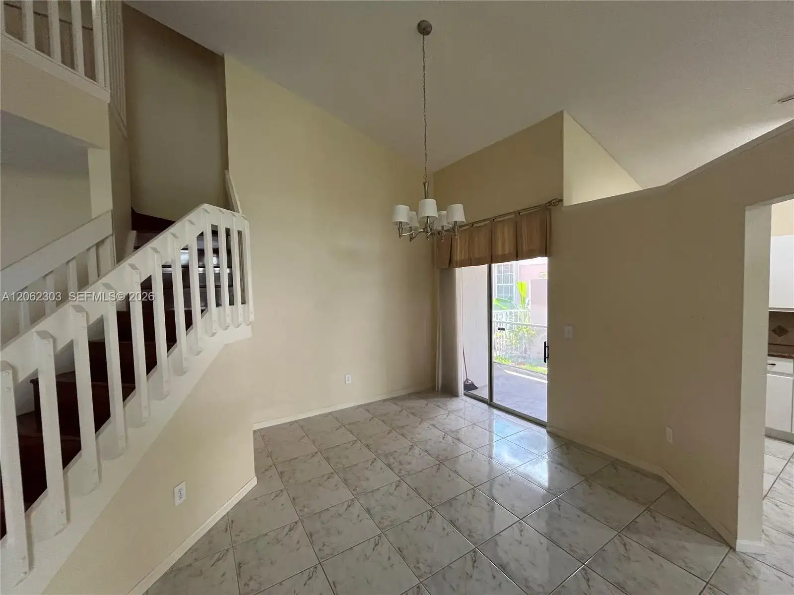 1540 W Lacosta Dr W, Pembroke Pines FL 33027 photo 5
