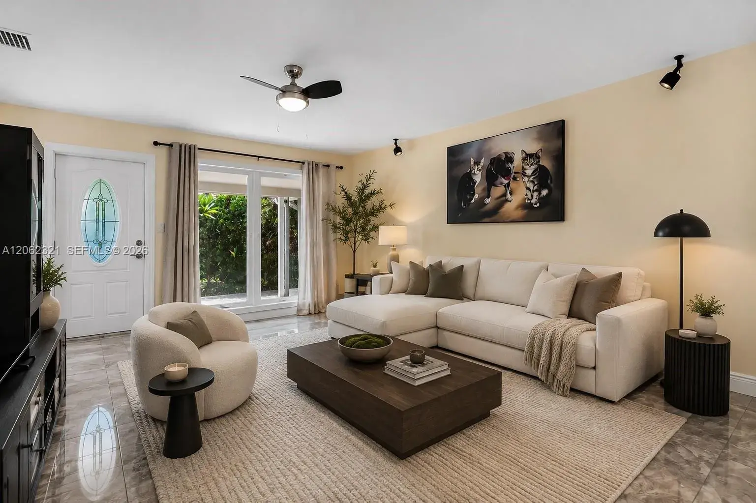 2115 NE 15th Ave, Wilton Manors FL 33305