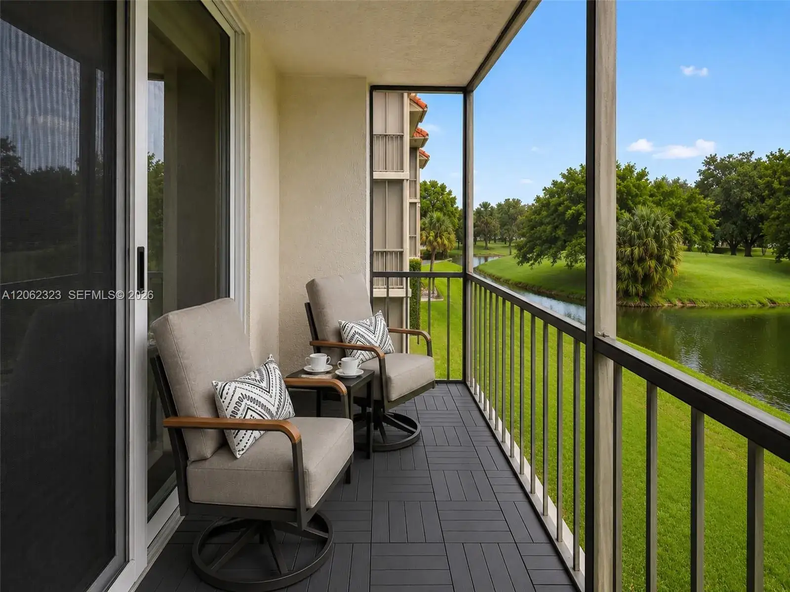 800 S Hollybrook Dr # 205, Pembroke Pines FL 33025