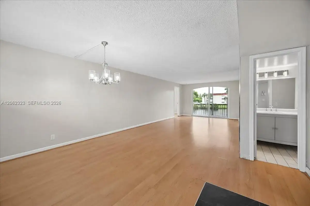 800 S Hollybrook Dr # 205, Pembroke Pines FL 33025 photo 4