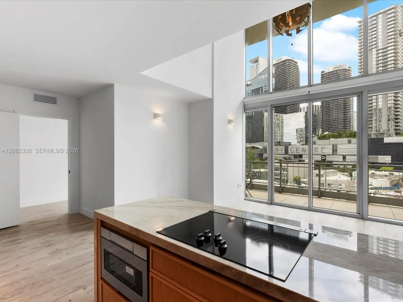 92 SW 3rd St # 704, Miami FL 33130 photo 3