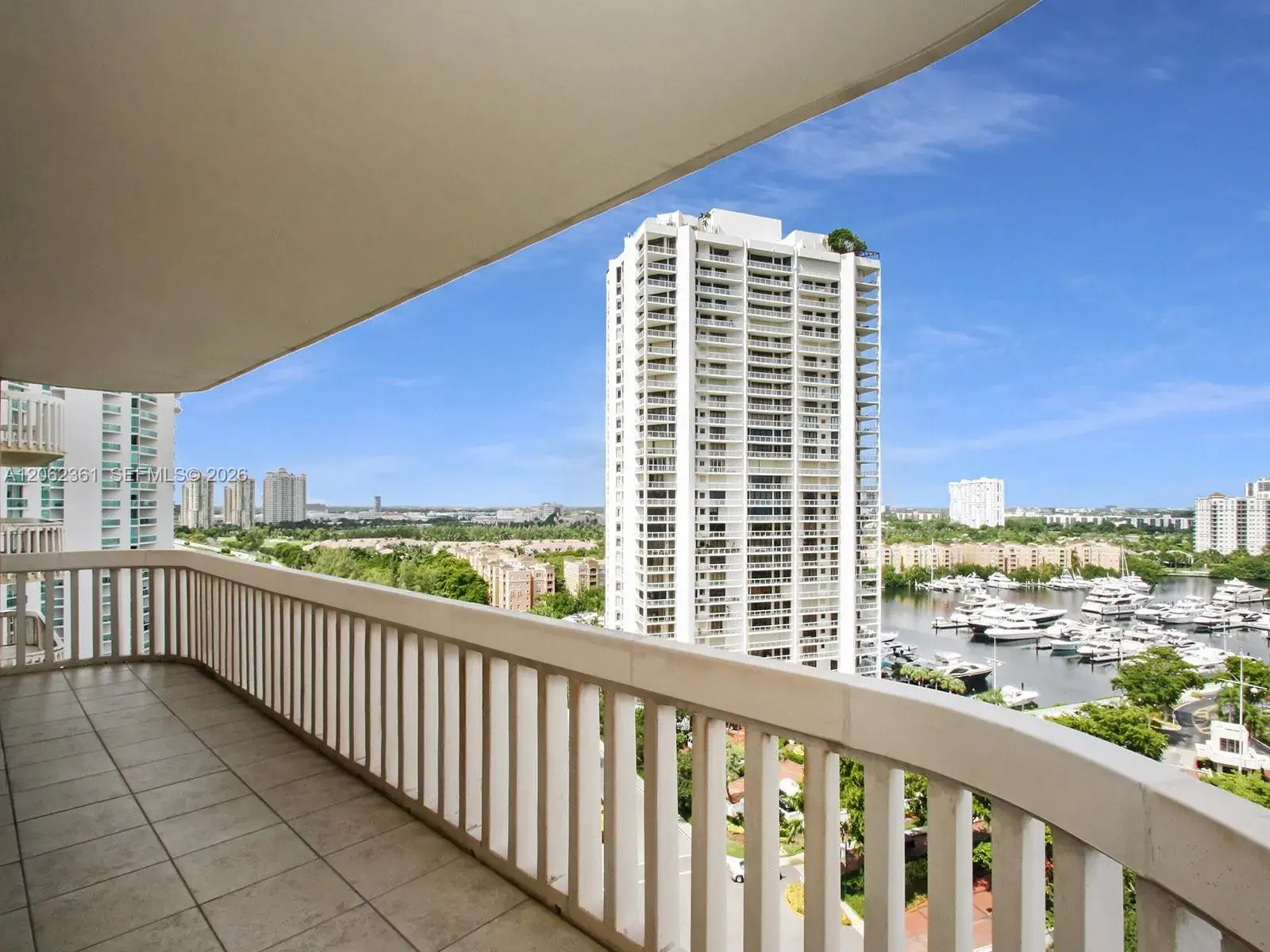 19355 Turnberry Way # 12C, Aventura FL 33180