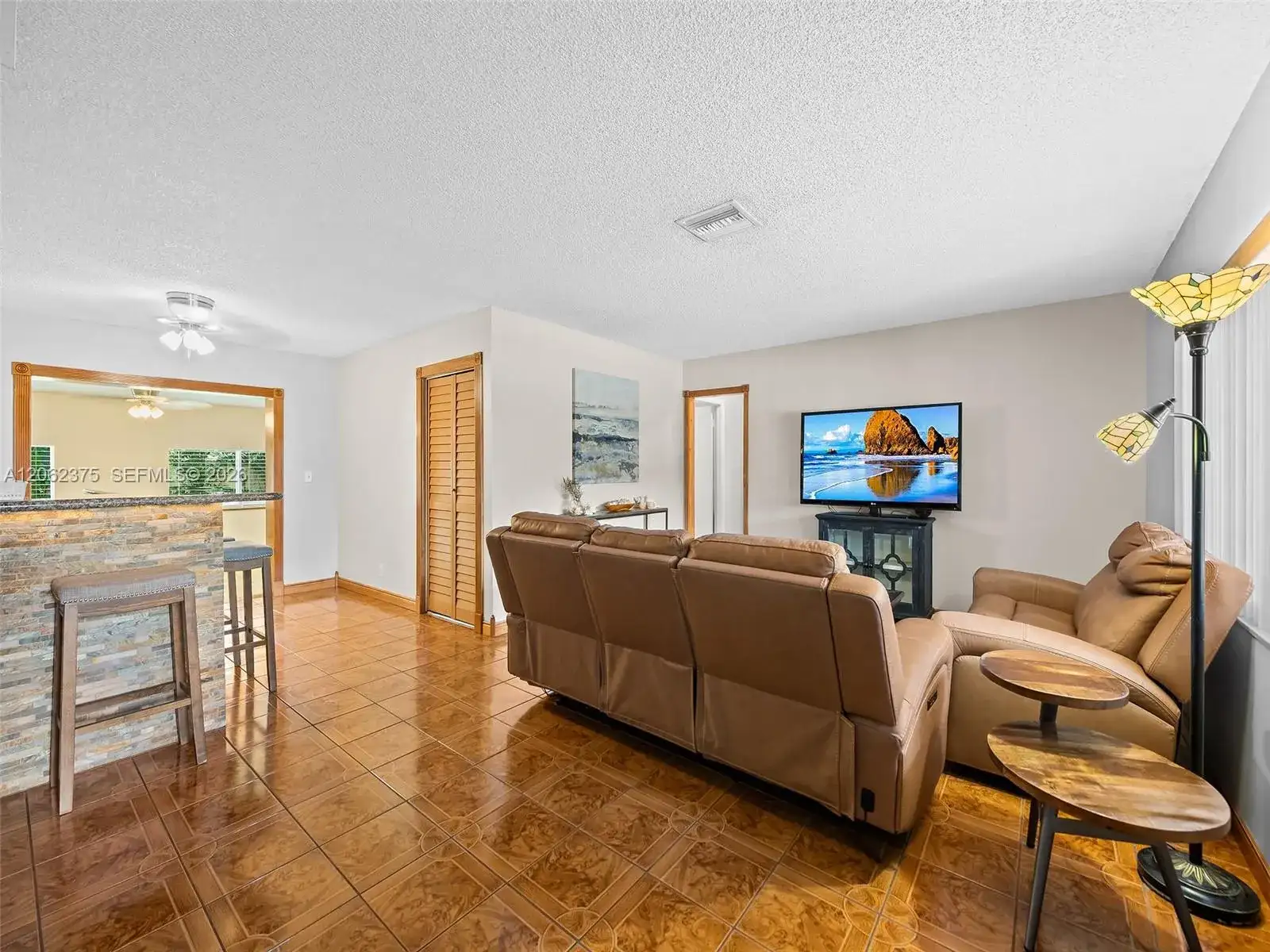 2841 NW 69th Ct, Fort Lauderdale FL 33309 photo 4