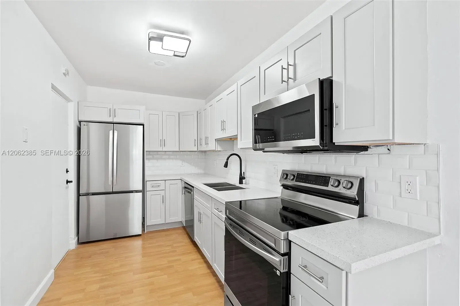 1880 S Treasure Dr # 3D, North Bay Village FL 33141