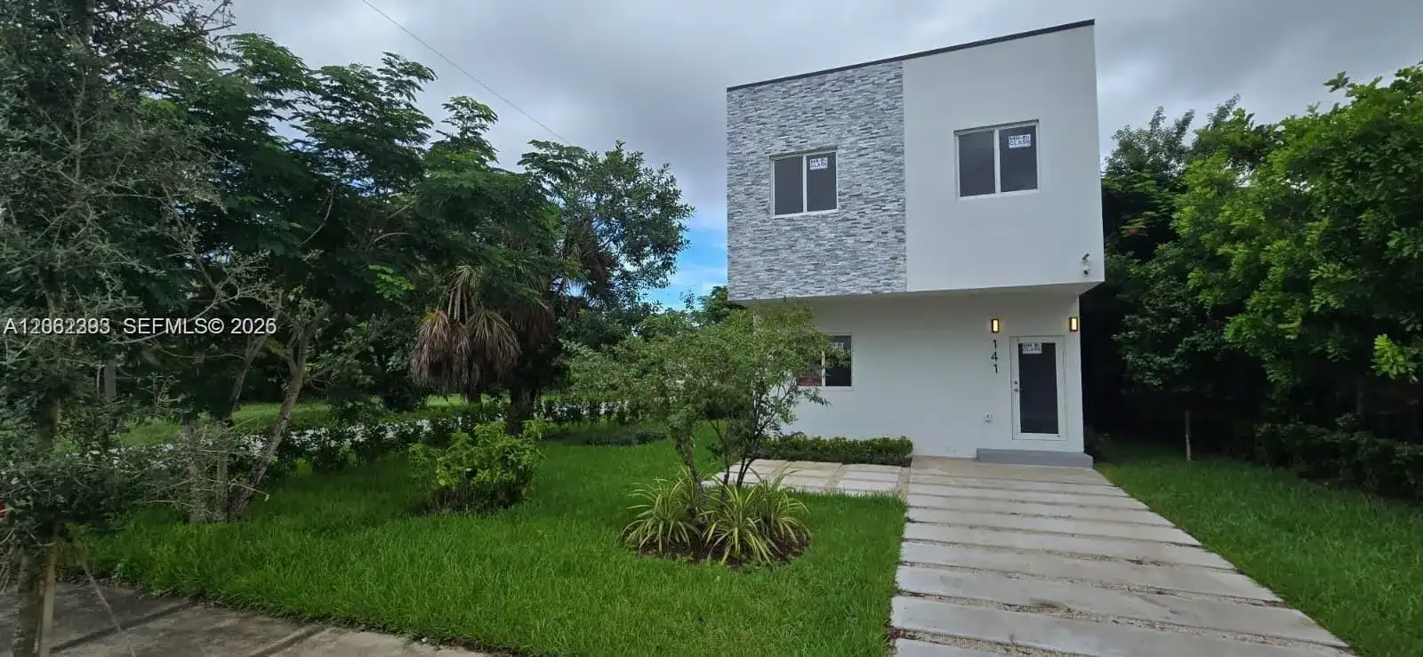 141 NW 11th St # 0, Pompano Beach FL 33060