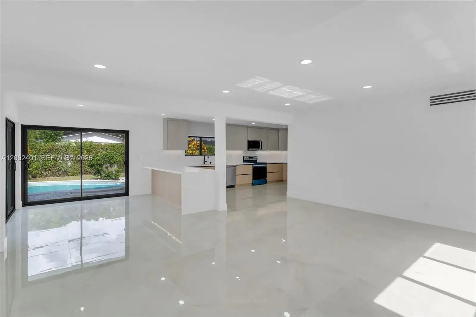 17630 SW 108th Ct, Miami FL 33157 photo 4