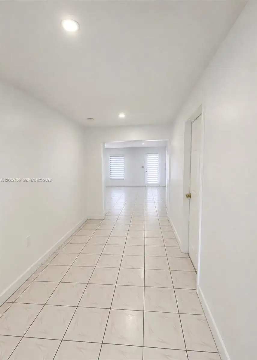4761 NW 190th St, Miami Gardens FL 33055 photo 4