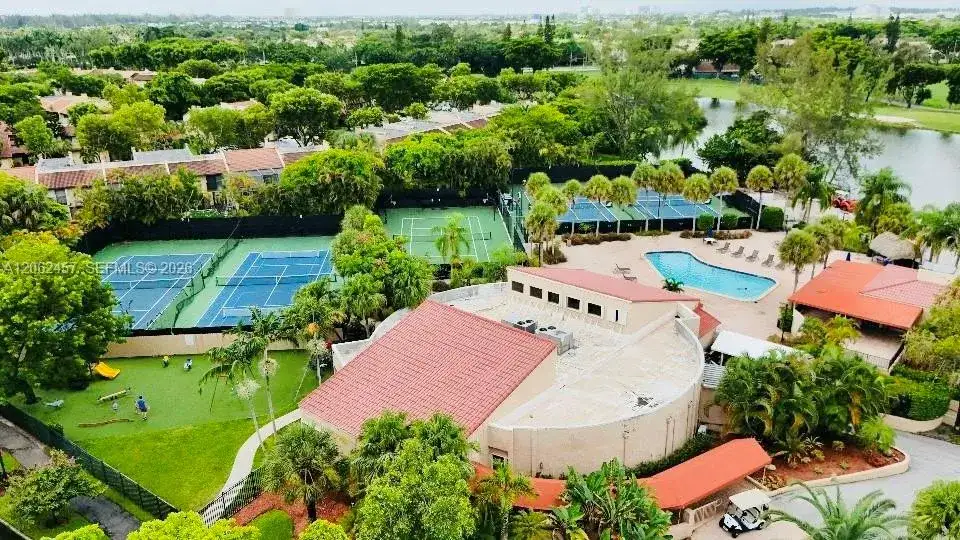 3957 Adra Ave # 49, Doral FL 33178 photo 5