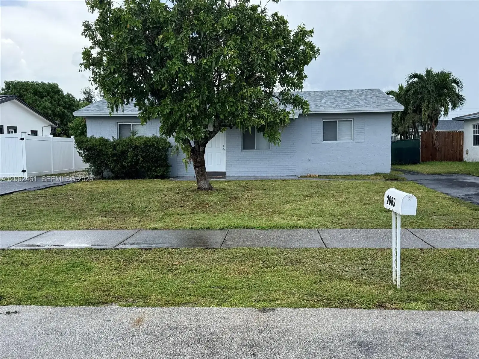 2669 NW 24th Ct, Fort Lauderdale FL 33311 photo 3