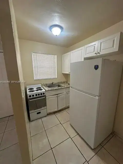 110 W 26th St # 4, Hialeah FL 33010 photo 3