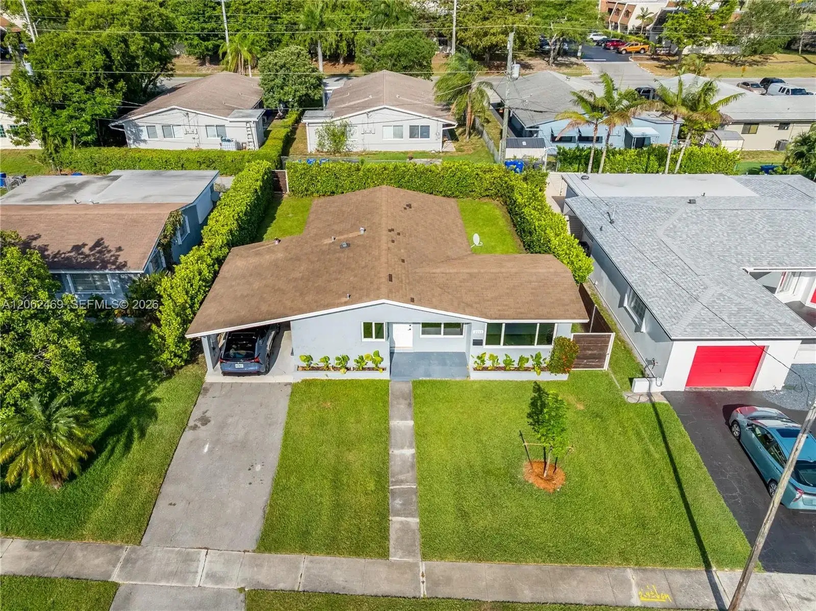 2111 N 14th Ct, Hollywood FL 33020 photo 2