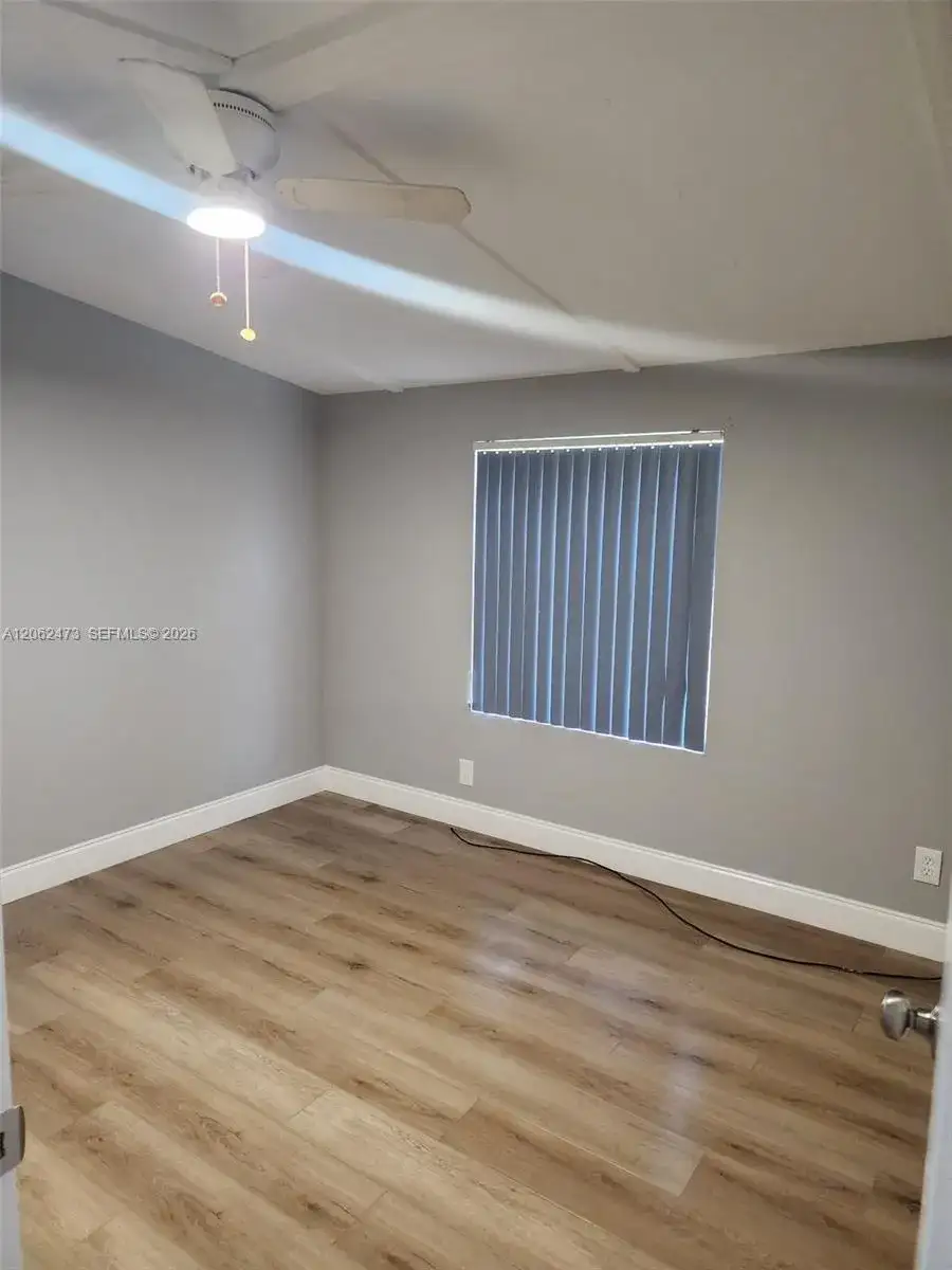 5351 SW 35th ST, Davie FL 33314 photo 3