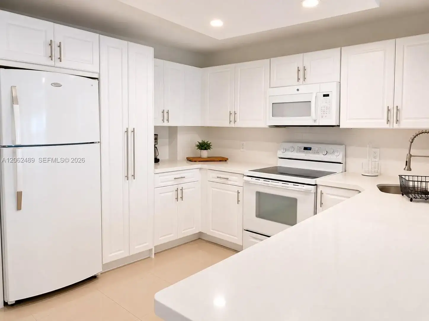 1865 S Ocean Dr # 8I, Hallandale Beach FL 33009 photo 4