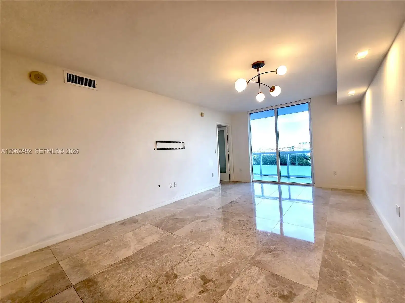 50 Biscayne Blvd # 804, Miami FL 33132 photo 4