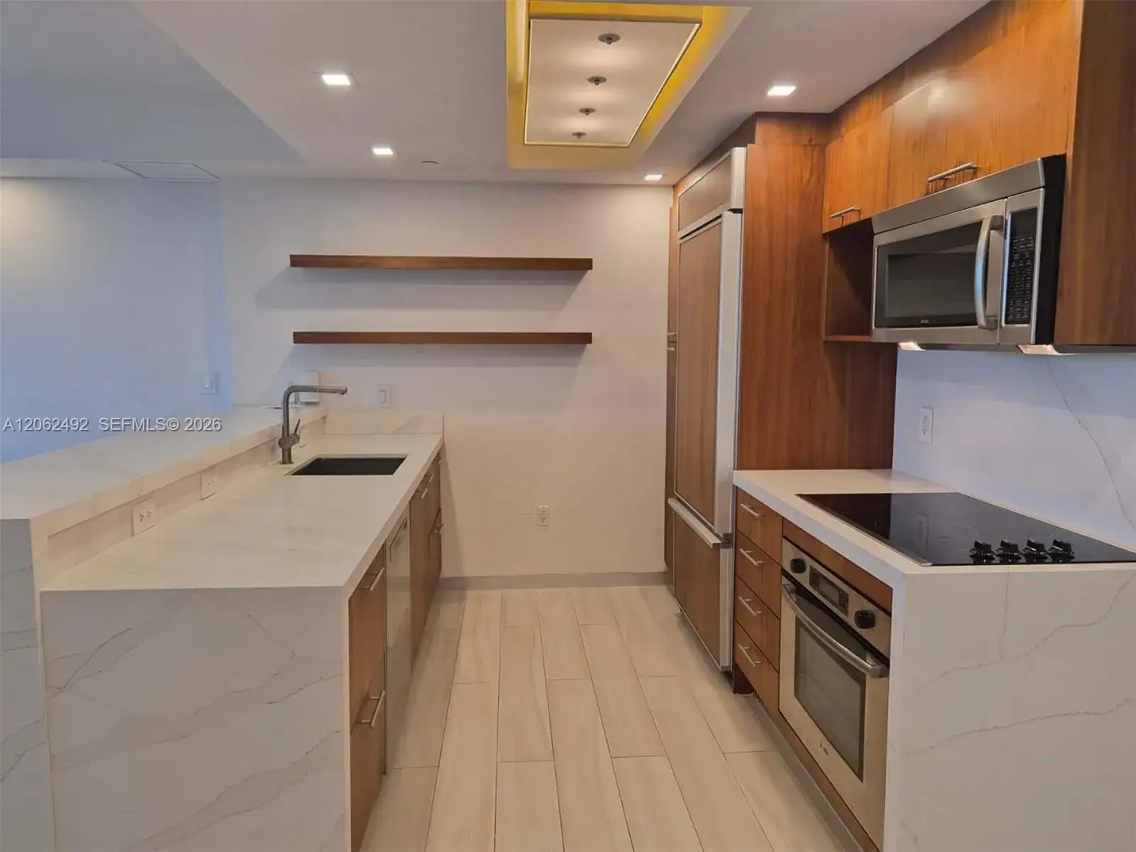50 Biscayne Blvd # 804, Miami FL 33132 photo 5