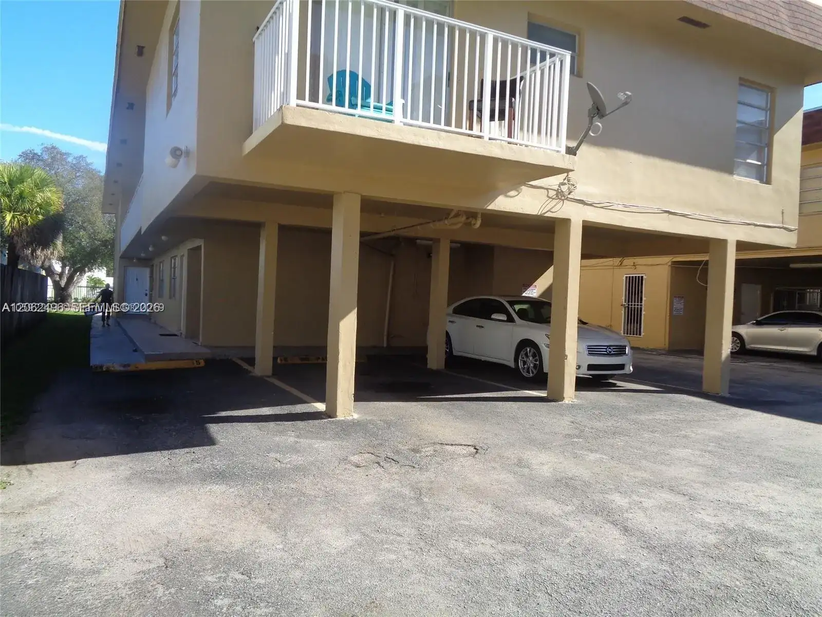 16118 NE 21st Ave # 3, North Miami Beach FL 33162 photo 3