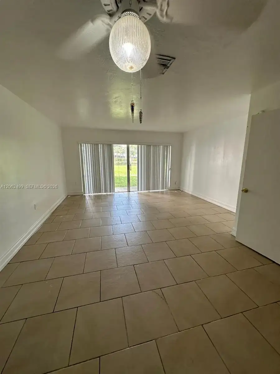 7344 SW 82nd St # C115, Miami FL 33143 photo 3
