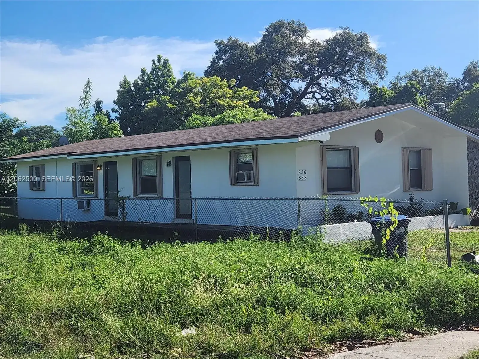 836 NW 98th St, Miami FL 33150