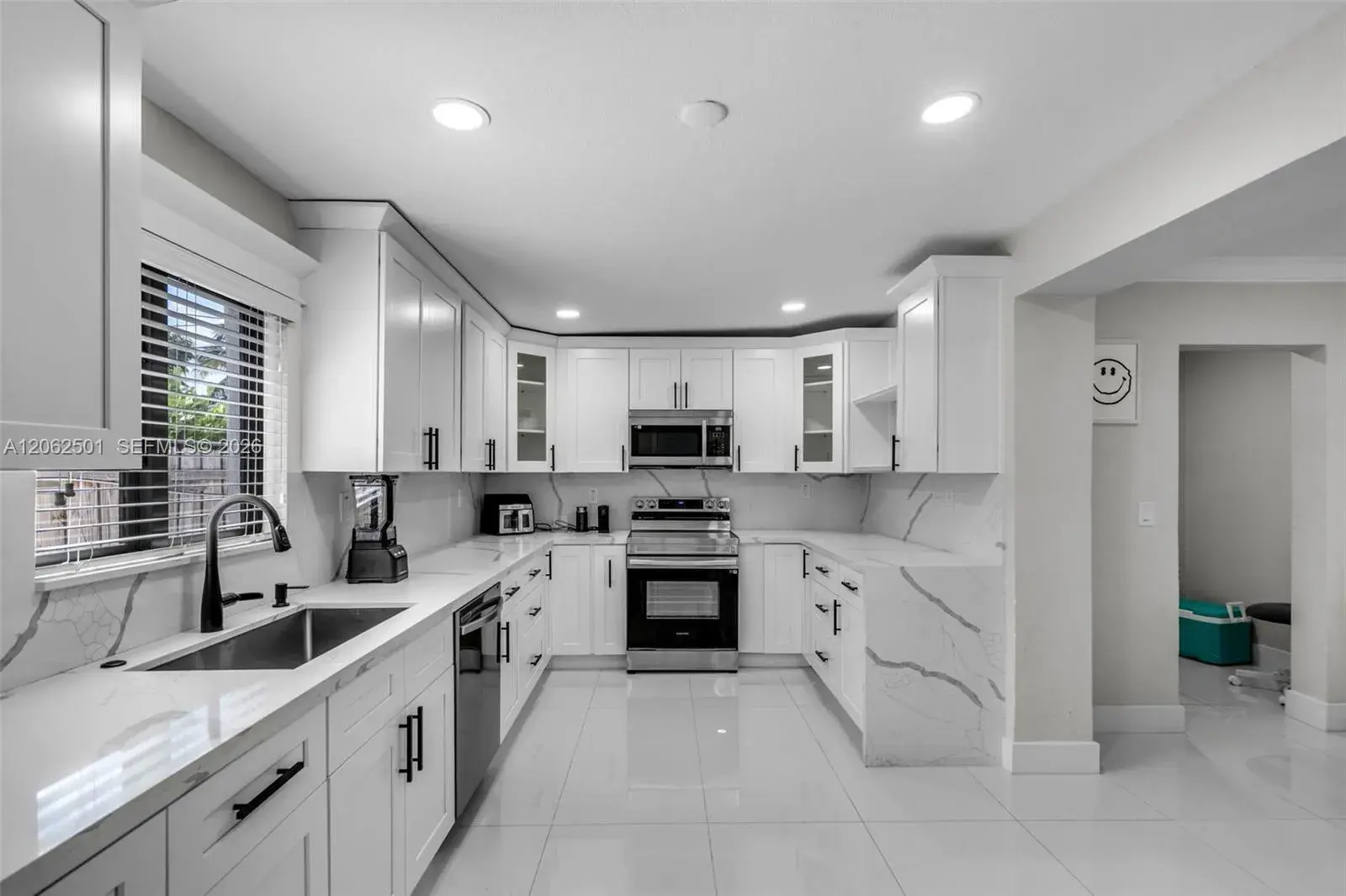 3609 SW 23rd St, Fort Lauderdale FL 33312