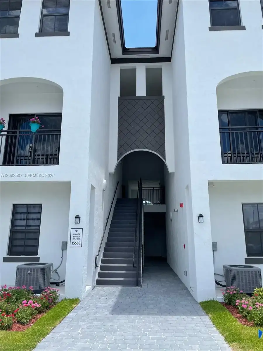 15560 SW 136th St # 207, Miami FL 33196 photo 2
